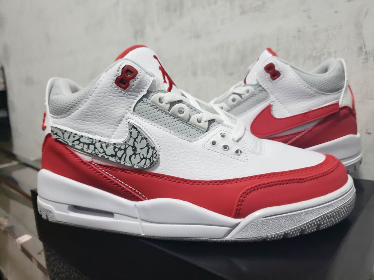 2019 Air Jordan 3 Retro Tinker Air Max 1